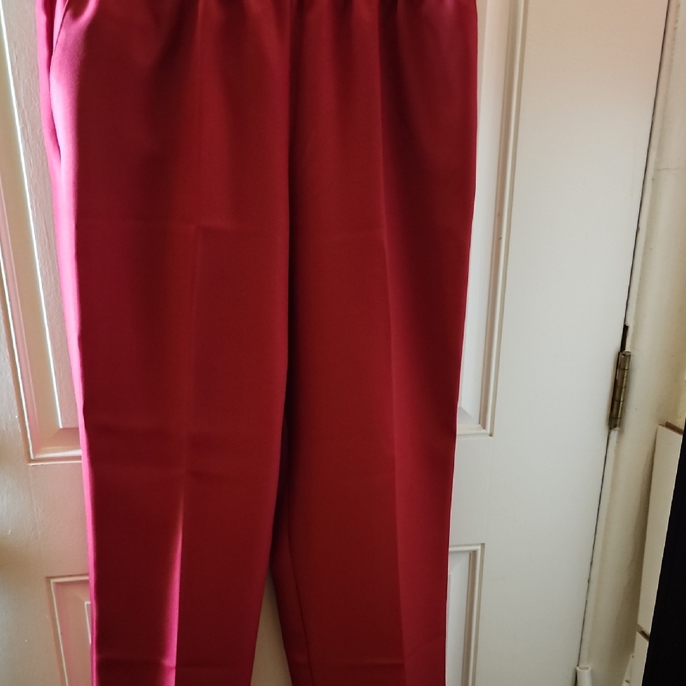 Chic Women's Red Trousers